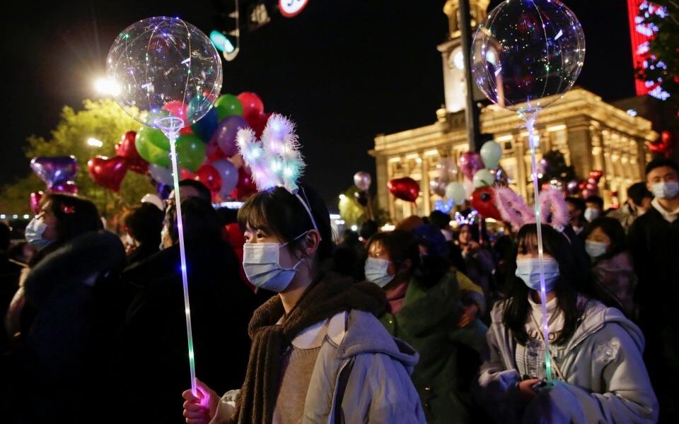 Donde la pandemia comenzó: Wuhan celebra el año nuevo a lo grande