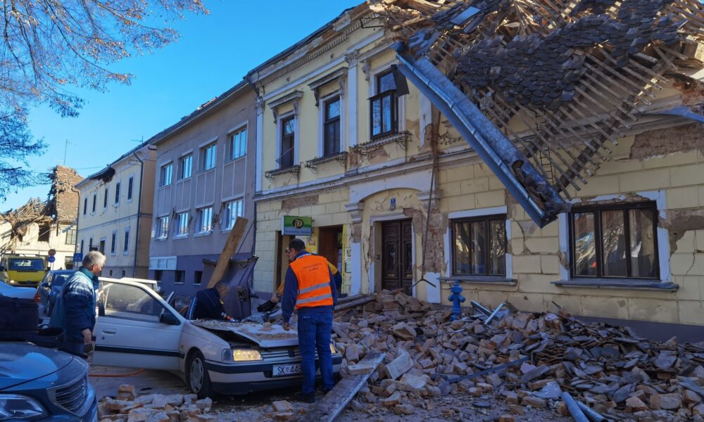 FOTOS Y VIDEOS: Terremoto de 6,2 sacude a Croacia