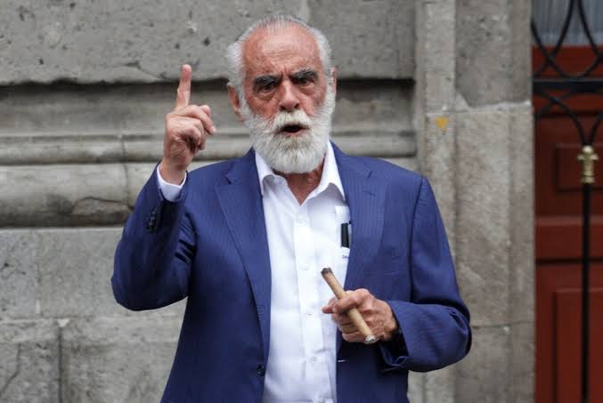 El “Jefe” Diego exige audiencia a AMLO en Palacio Nacional