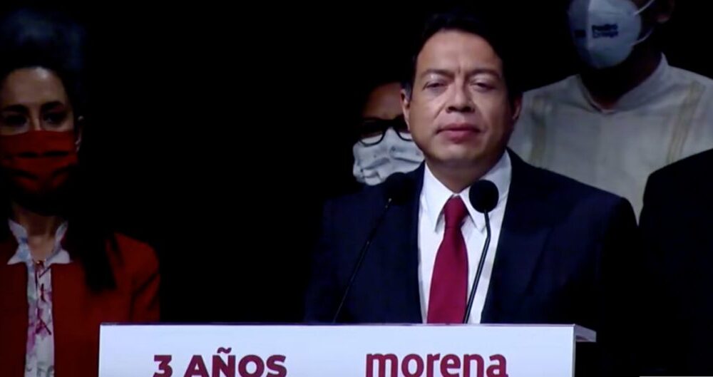 (VIDEO) Ante festejos con morenistas, Mario Delgado sale abucheado