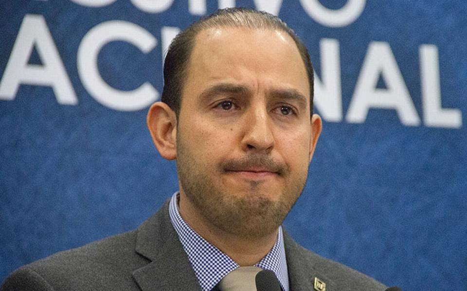 Piden renuncia de Marko Cortés ante la carrera para la dirigencia del partido