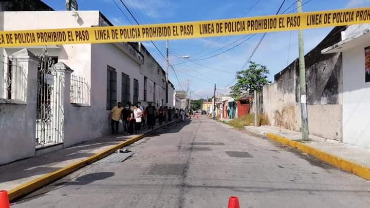 Adulto mayor se dispara en la cabeza en el centro de Mérida