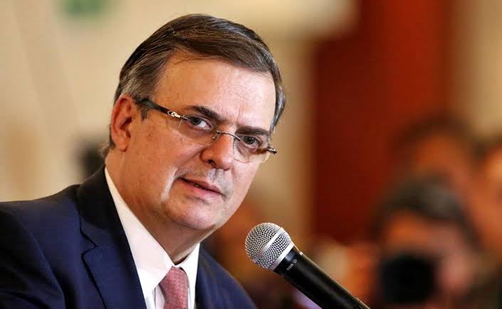 Ebrard no quita el ojo al 2024