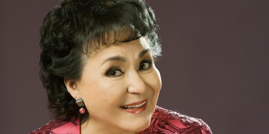 Carmen Salinas es ingresada a terapia intensiva