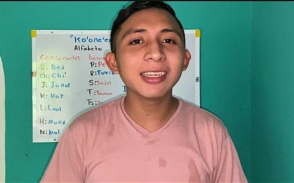 Premian a Santos Tuz, maestro de maya viral en TikTok