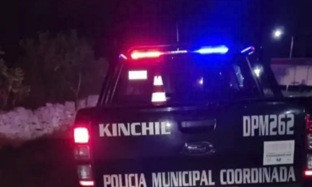 Policía atropella triciclo con familia a bordo, fallece el padre