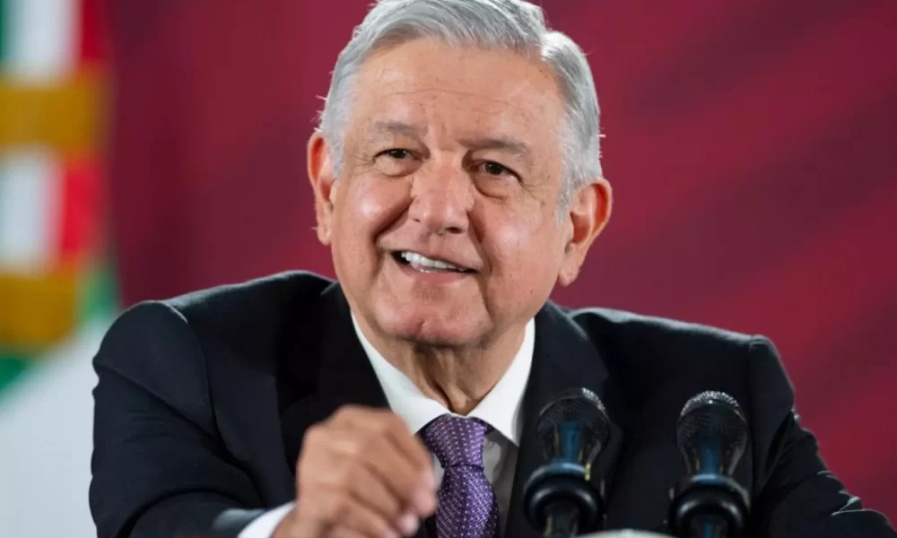 AMLO se incorpora mañana a sus actividades tras cateterismo: Segob