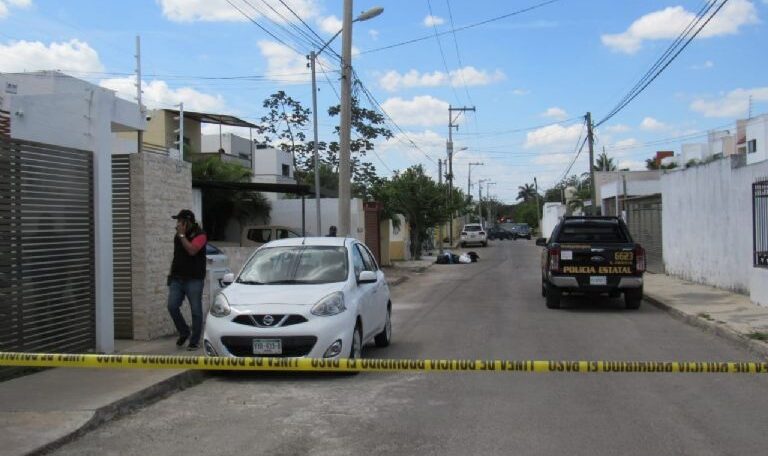 Movilización policiaca por robo a mano armada en la Leandro Valle