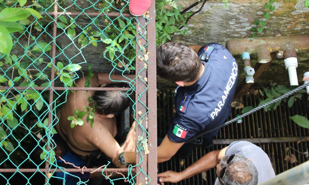 Rescatan a abuelito atrapado en un cenote de Motul