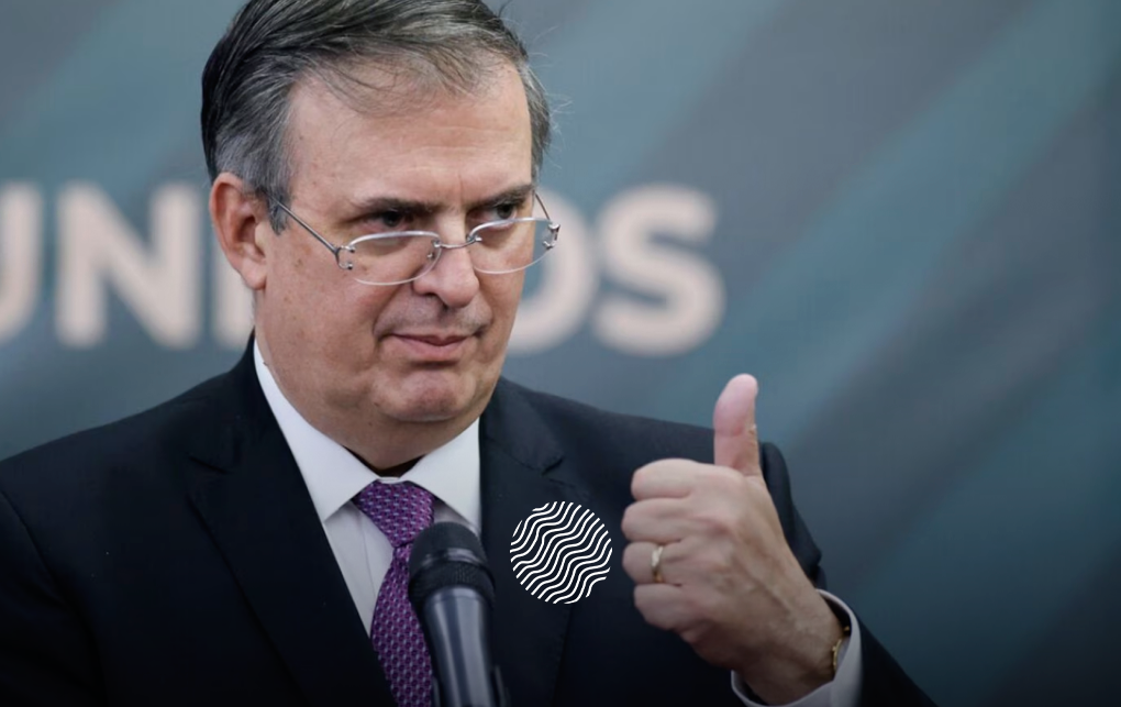 Ebrard redobla esfuerzos: ahora estrena película