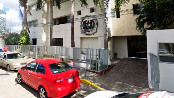 Movilización policiaca ante nueva amen4za de tirot3o en una universidad de Mérida