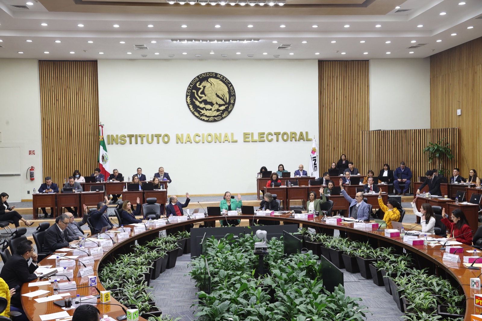 Avanzan de fase 35 consejeros y consejeras electorales estatales en Yucatán